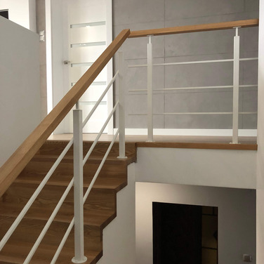 Nowoczesne schody drewniane Lubin