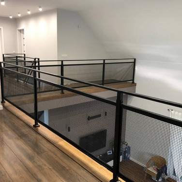 Nowoczesne schody drewniane Wroclaw